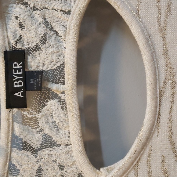 A.Byer NWT Lightweight Sweater Cap Sleeve Metallic Zebra Print Top, Medium - Picture 2 of 7